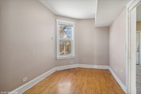 Foto del edificio - 4130 W Potomac Ave