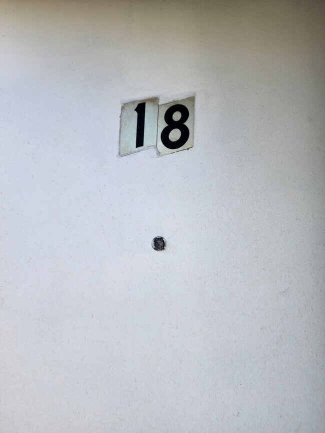 Foto del edificio - 4353 Don Tomaso Dr