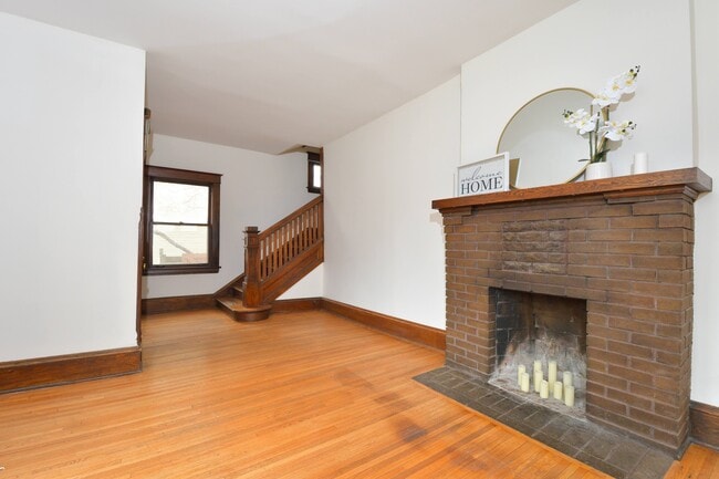 Living room/fire place - 1677 Marshall Ave
