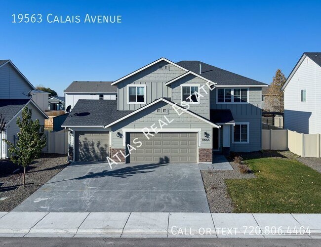 Building Photo - Storybook 4 bedroom, 2.5 bath home located...
