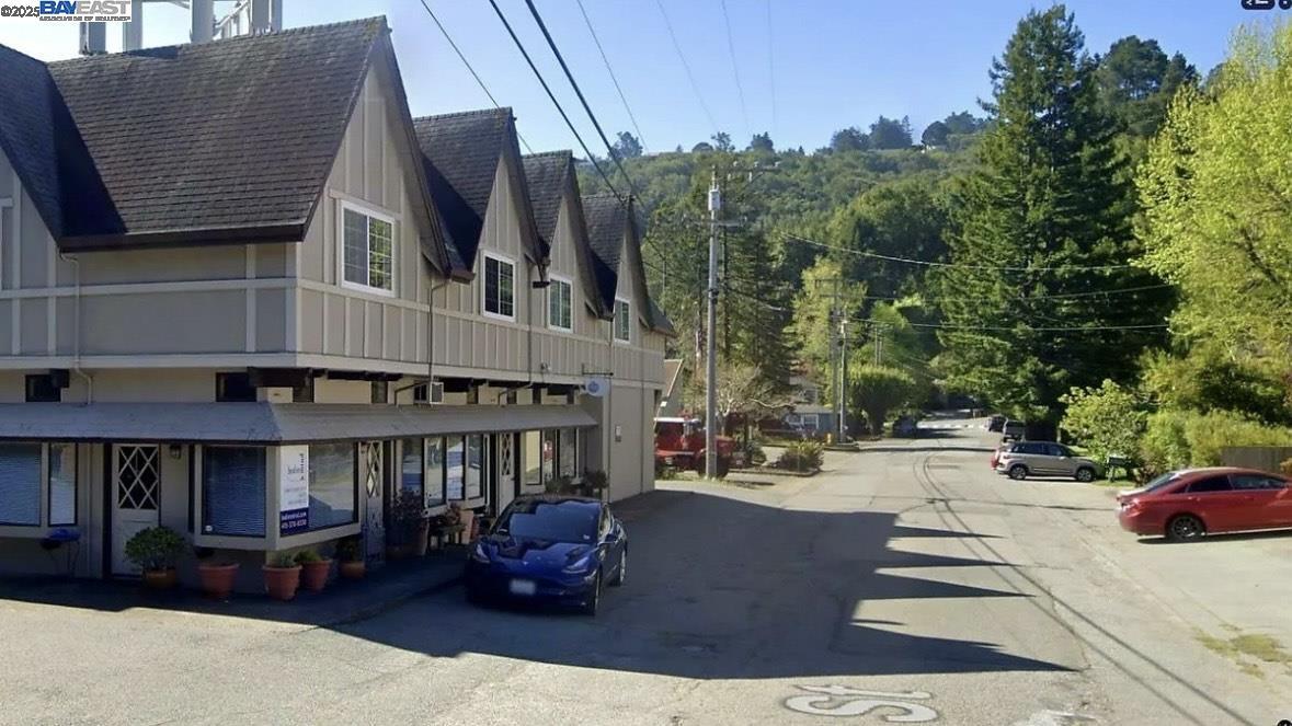 Foto principal - 301 Poplar St