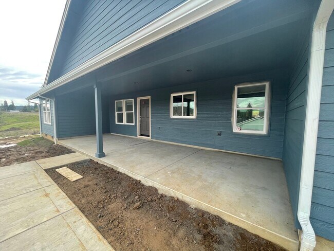 Building Photo - Brand New 3 bedroom house