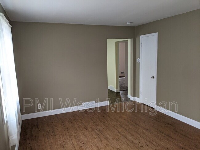 Foto del edificio - 2102 36th St SW
