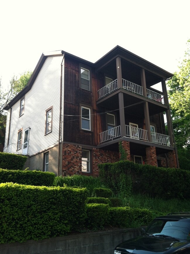Building Photo - 306 Amabell St