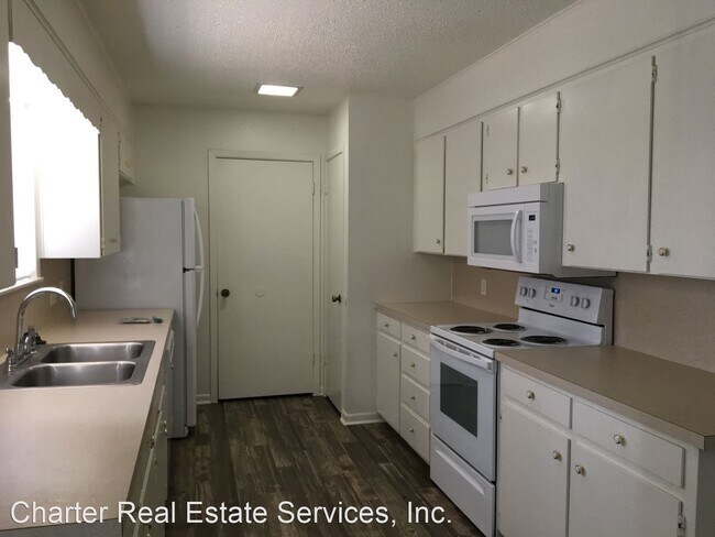 Building Photo - 1713 Forest Trail