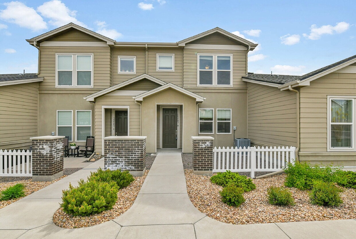 Primary Photo - $2,895.00, 3 bed, 3 bath, located in Arvad...
