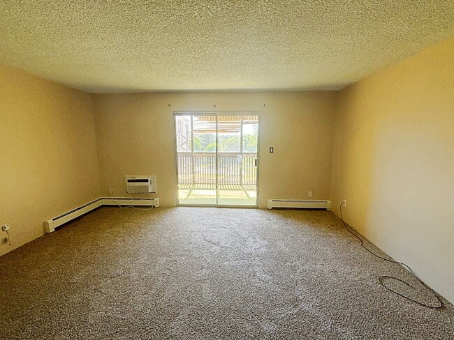 Building Photo - Very Nice 2 Bedroom 2 Bath At Morningside ...