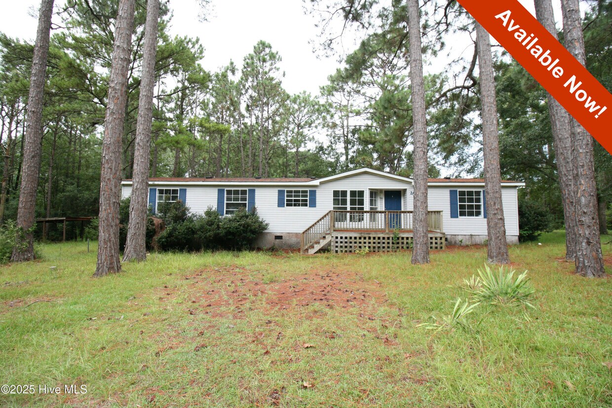 Foto principal - 20 Deer Ridge Dr W