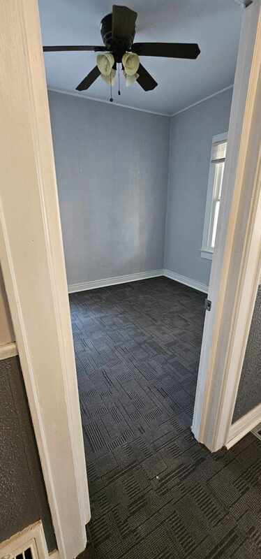 Foto del edificio - 401 E Tennessee St