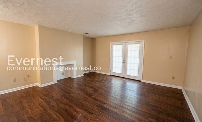 Foto del edificio - 3575 Oakvale Rd