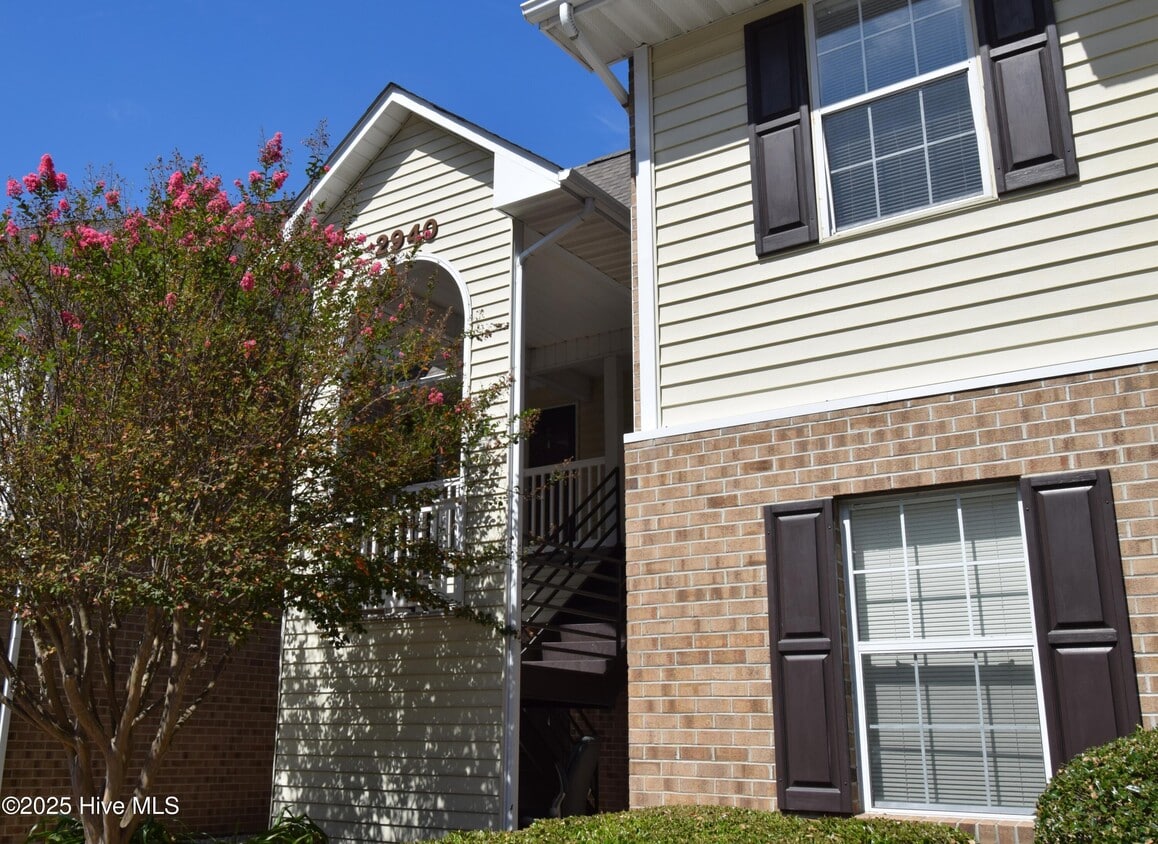 Primary Photo - 2940 Mulberry Ln