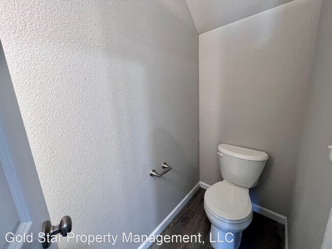 Building Photo - 2 br, 1.5 bath House - 3512 French St