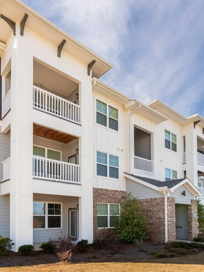 Capstone at Banks Crossing Apartments in Commerce, GA
