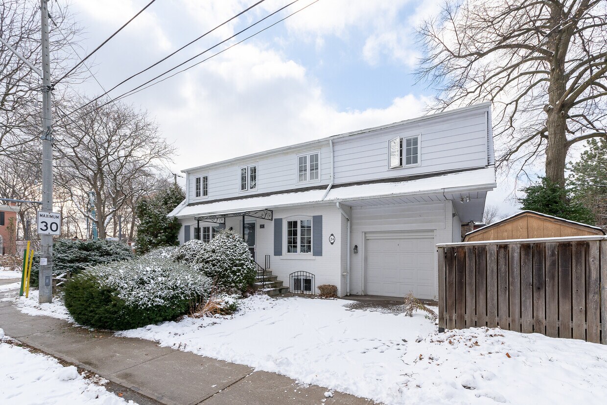 Photo principale - 24 Douglas Crescent