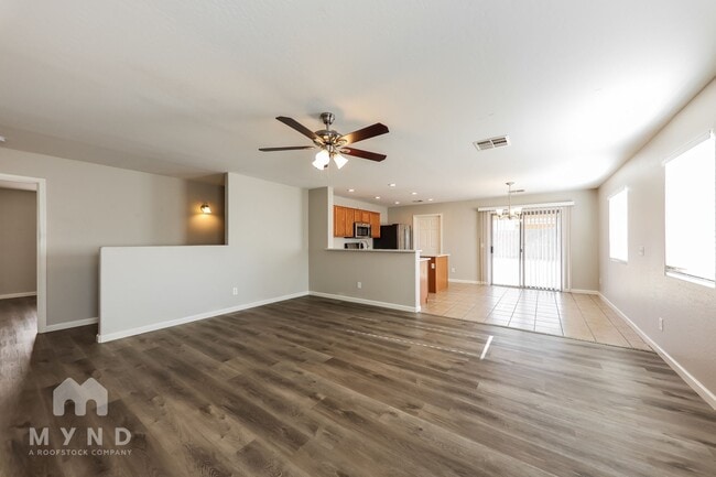 Building Photo - 16812 W Marshall Ln