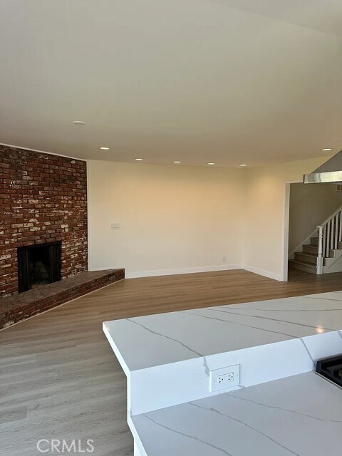 Foto del edificio - 2142 Van Karajan Dr