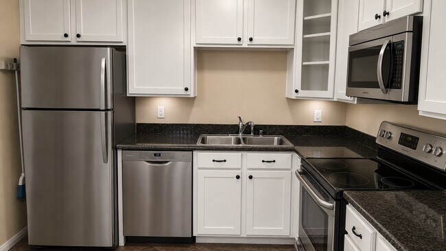 Foto del edificio - 6333 College Grove Way