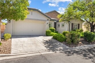 Building Photo - 10520 Narra Pl