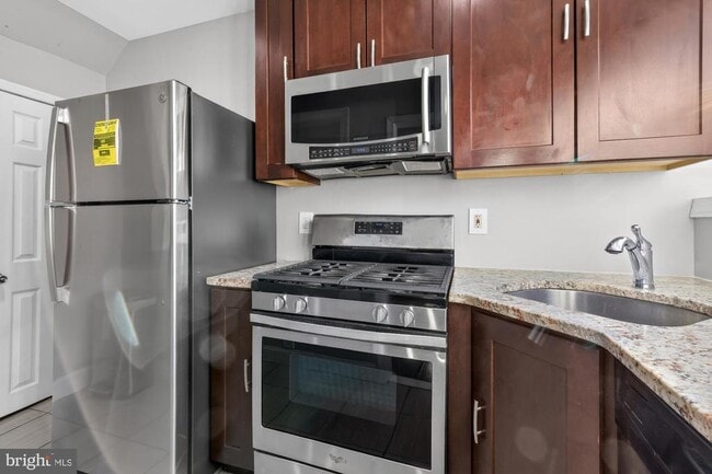 Foto del edificio - 1640 S 28th St