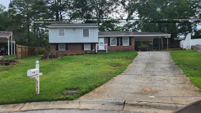 Building Photo - 2639 Shade Dr