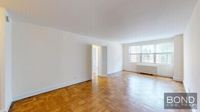 Building Photo - 888 Eighth Avenue