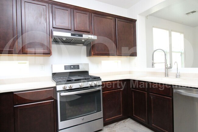 Foto del edificio - 9134 S Roberts Rd