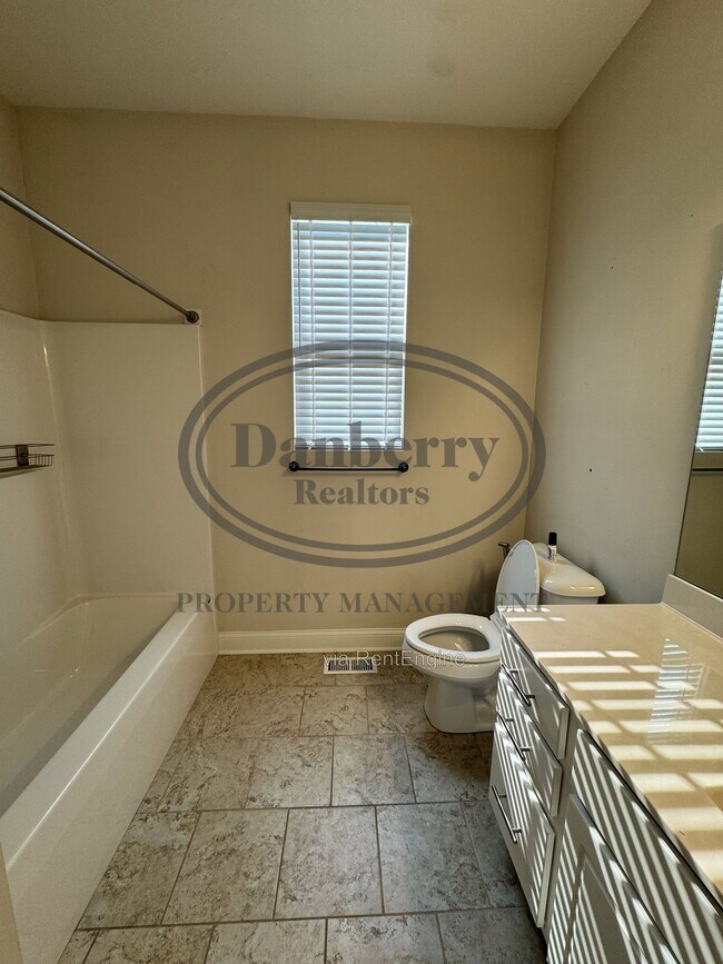 Foto del edificio - 26741 Woodmont Dr