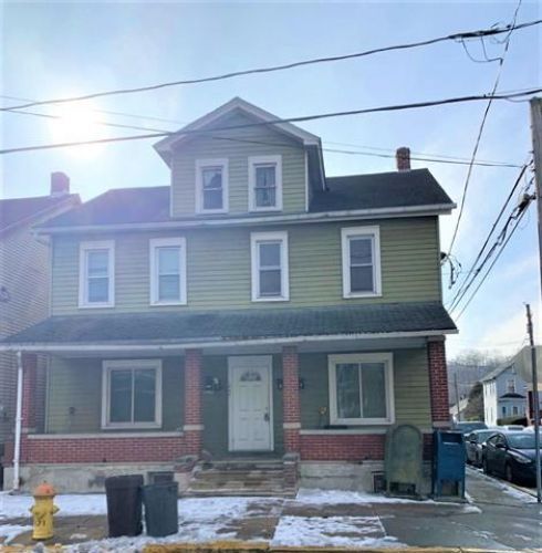 Primary Photo - 1690 Newport Ave