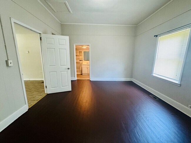 Foto del edificio - Move in Ready!