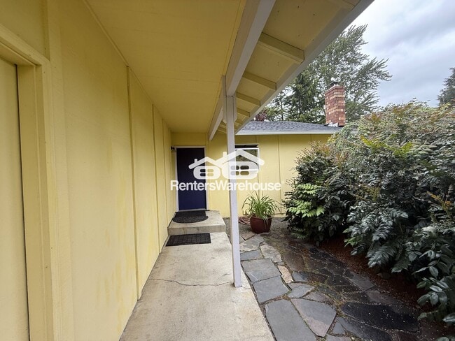 Building Photo - 11920 SE 210th Pl