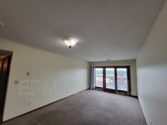 Foto del edificio - 2310 College St