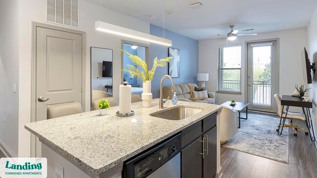 Foto del edificio - 2800 NE Green Oaks Blvd