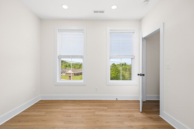 Foto del edificio - 1439 Spring Pointe Ln