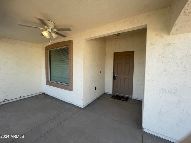 Building Photo - 11307 W Cabrillo Dr