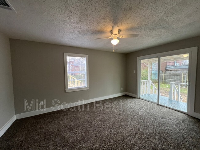 Building Photo - 1406 Gill Ave