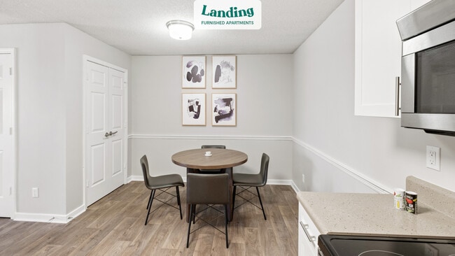 Building Photo - 646 Whispering Oak