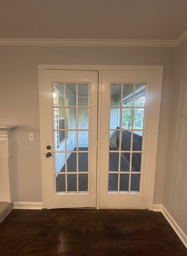 Primary Photo - 207 Westfield Dr