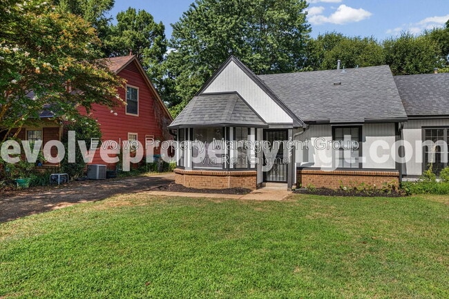 Building Photo - 2295 Belin Dr