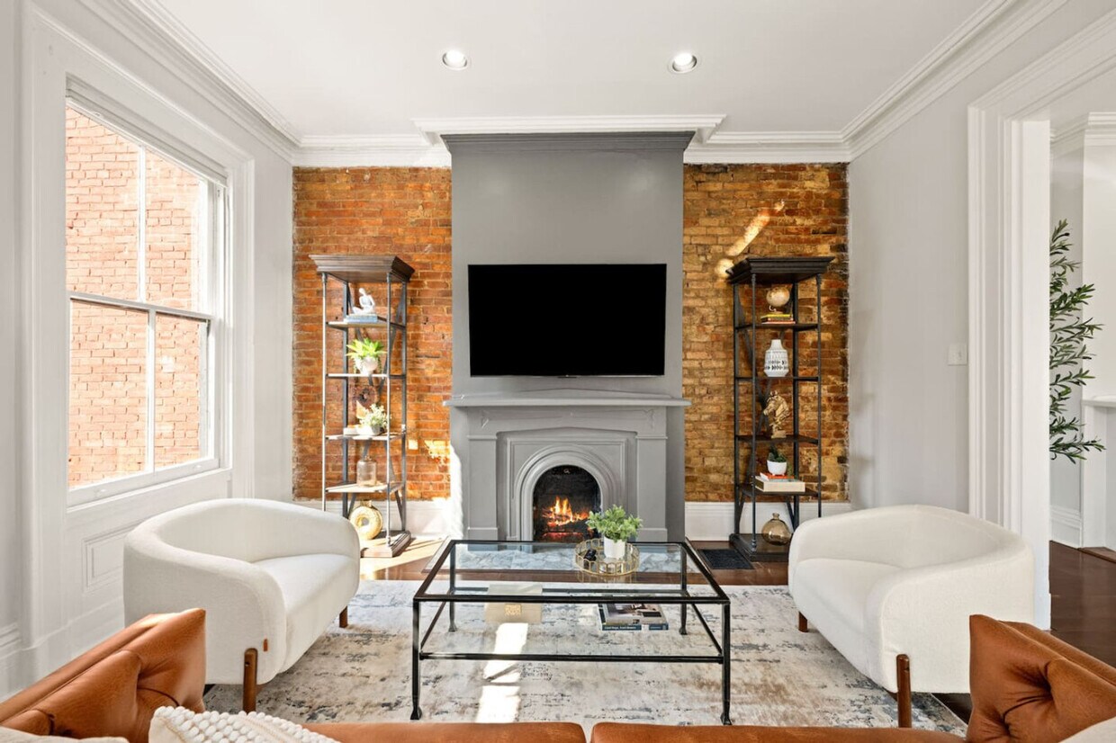 Foto principal - 516 E 12th St