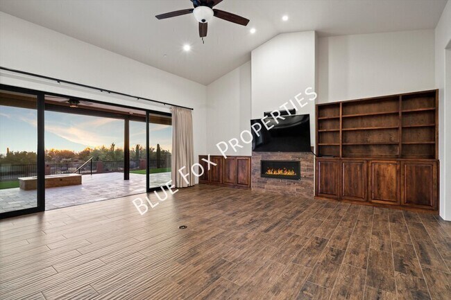Foto del edificio - 13037 N Red Quail Pl
