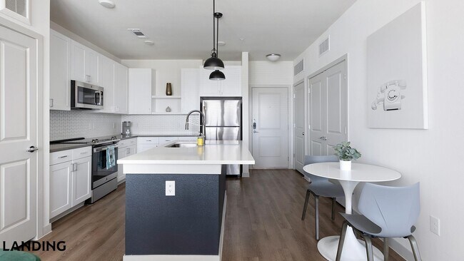 Foto del edificio - 11214 N FM 620