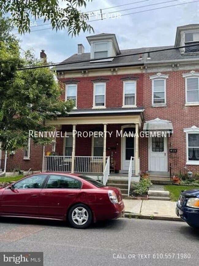 Building Photo - 28 E 3rd St