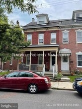 Building Photo - 28 E 3rd St