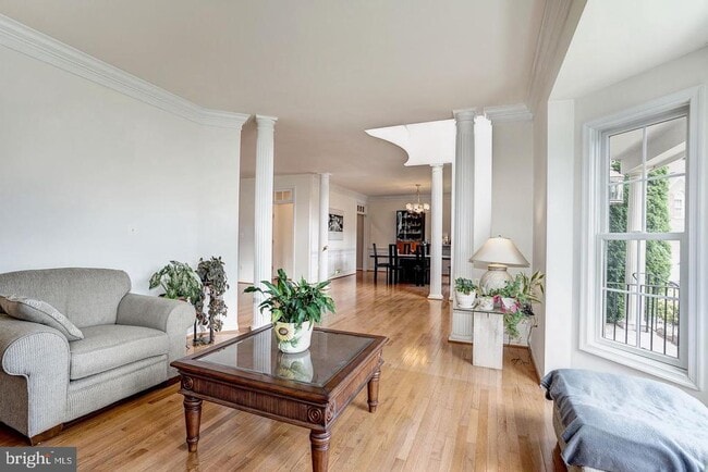 Foto del edificio - 6355 Highgrove Park Ct