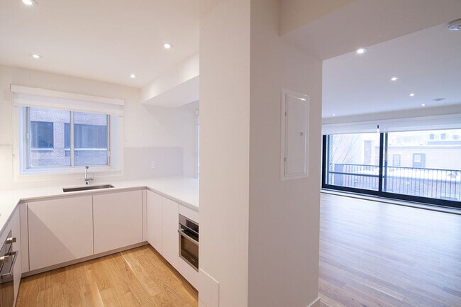 Photo du bâtiment - 3435 Rue Drummond