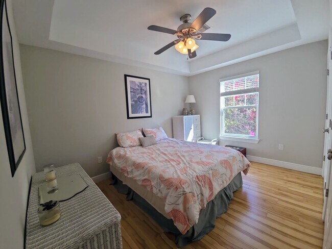 Foto del edificio - 857 10th Ave S