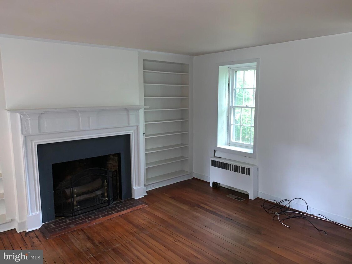 Primary Photo - 199 Baughmans Ln