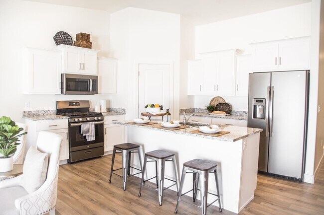 Foto del edificio - 939 Ironwood Dr