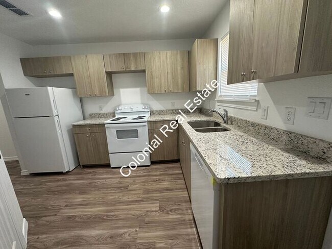 Building Photo - Brand new construction 2 bedroom 2 bath du...