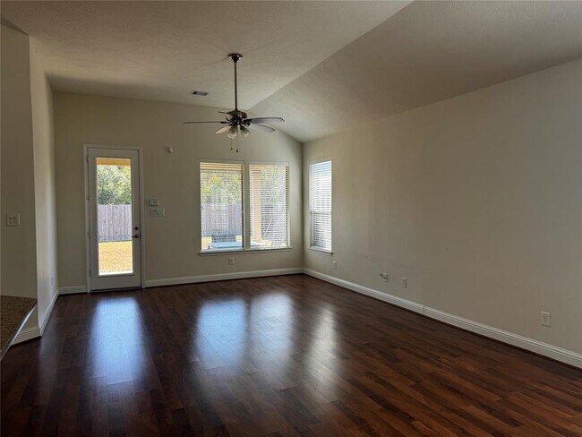 Foto del edificio - 15414 Paloma Crossing Ct